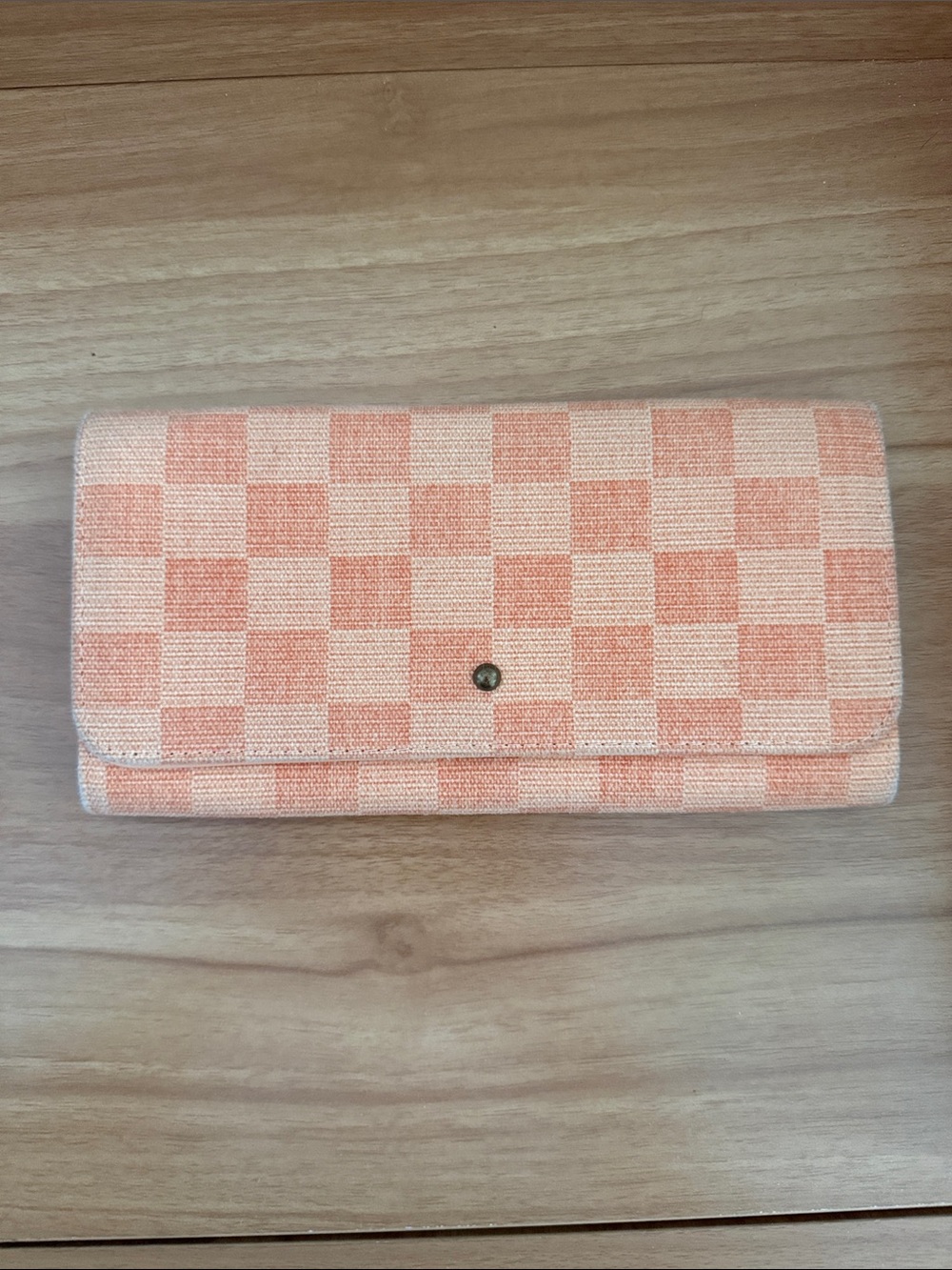 Universal Thread Peach Checkered Clutch Wallet